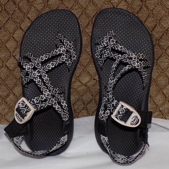 angora chacos